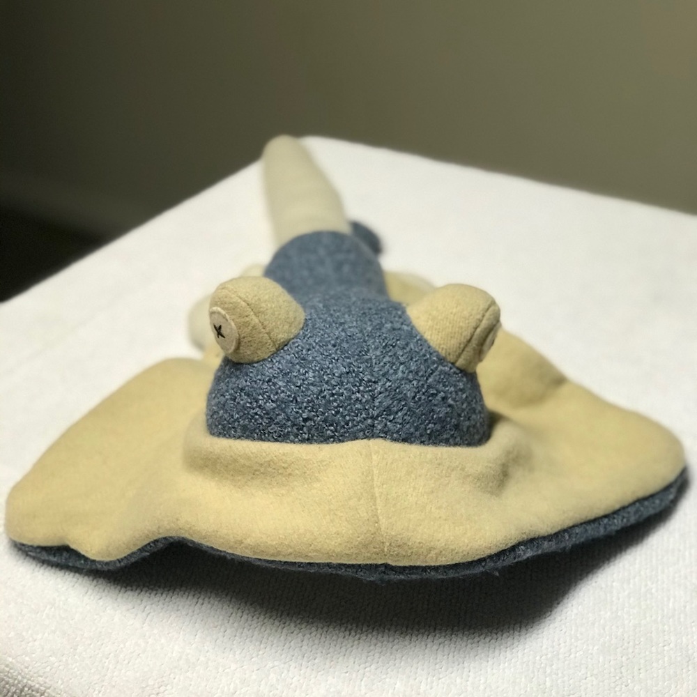 Cate & Levi Wool Manta Ray Plush